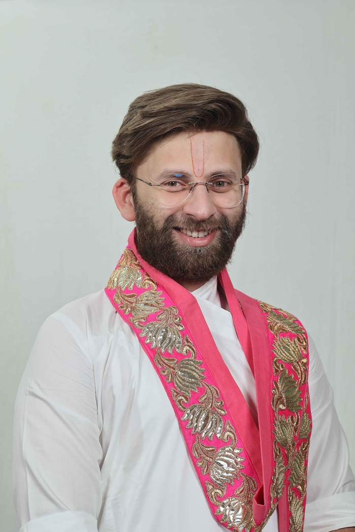 Goswami 108 Shri Vedantkumarji Mahodayshri